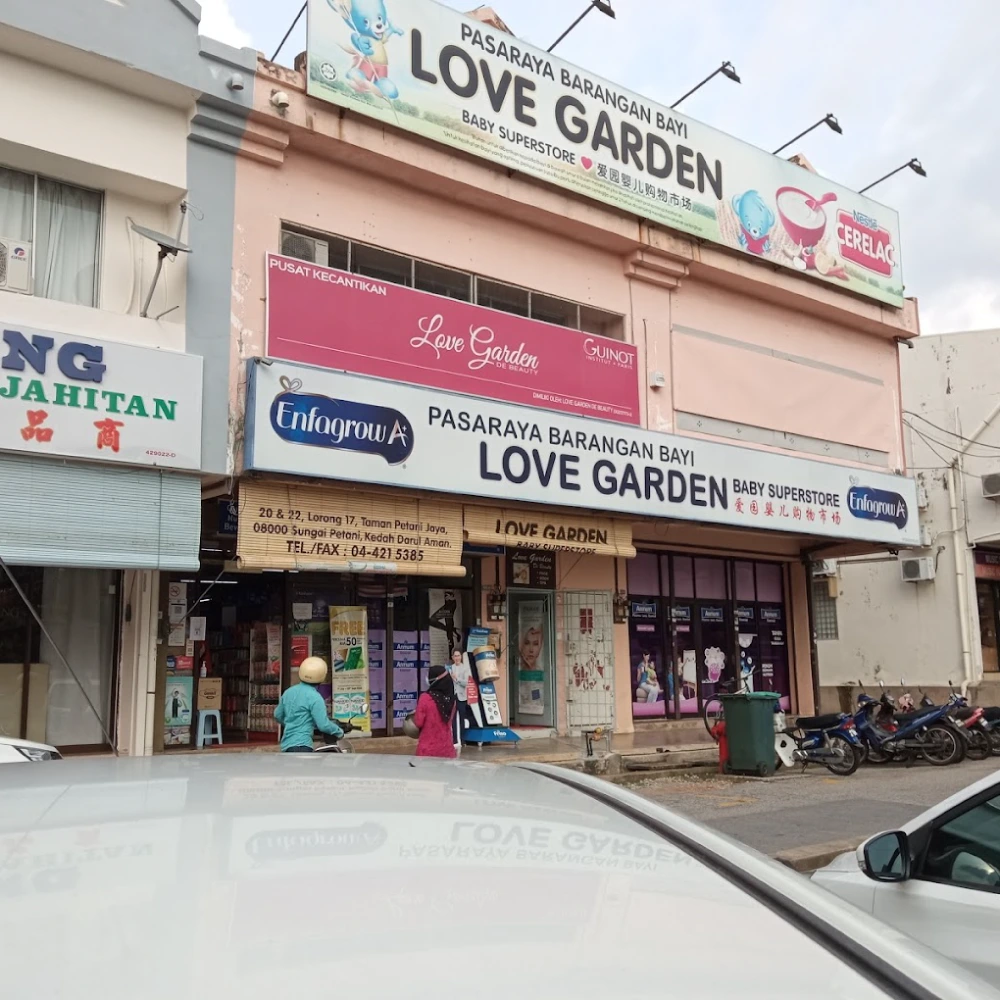 Love Garden Baby Superstore logo